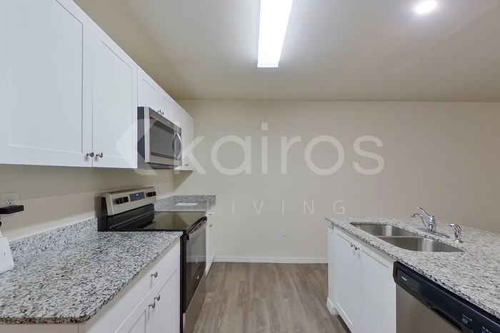 9095 Aegean Cir - Photo 7 of 23