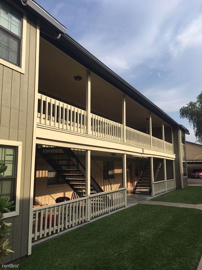 401 E Grimes St #D5 - Photo 2 of 6