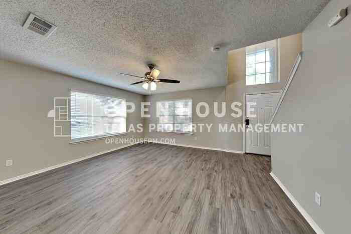 333 Longshore Dr - Photo 5 of 27