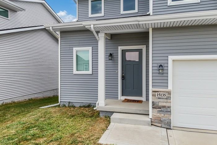 Ne Bellflower Ct - Photo 2 of 18