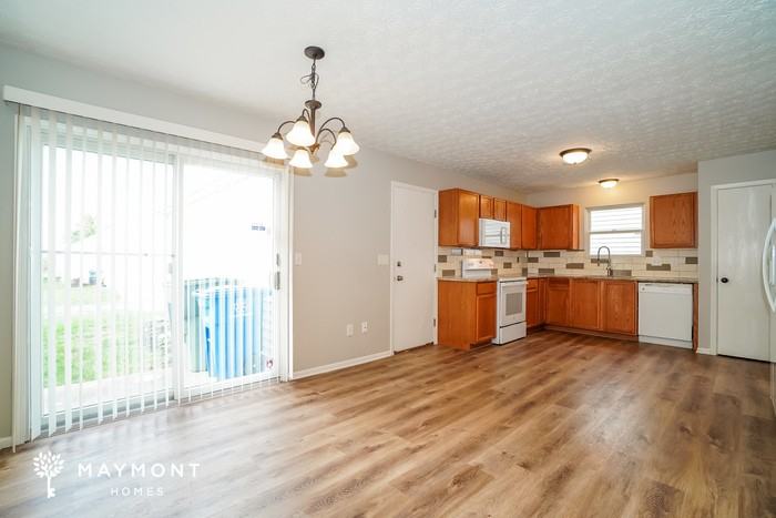 5389 Blanchard Dr - Photo 7 of 13