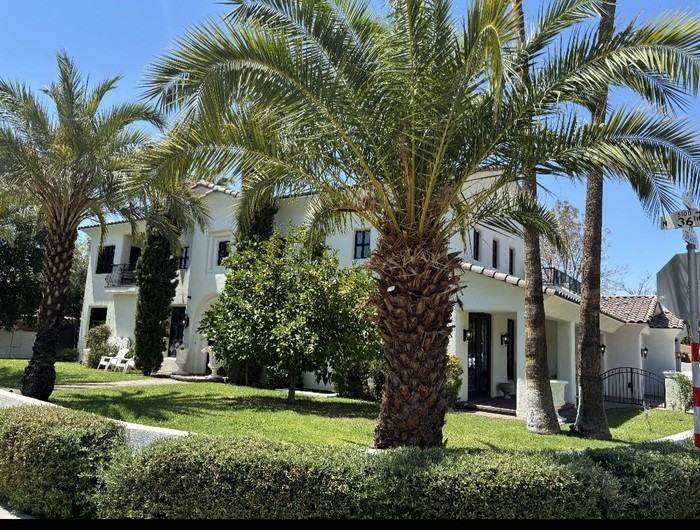 5112 N 36th St - Photo 2 of 27