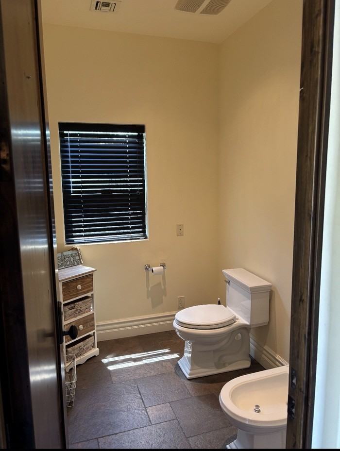 5112 N 36th St - Photo 5 of 27