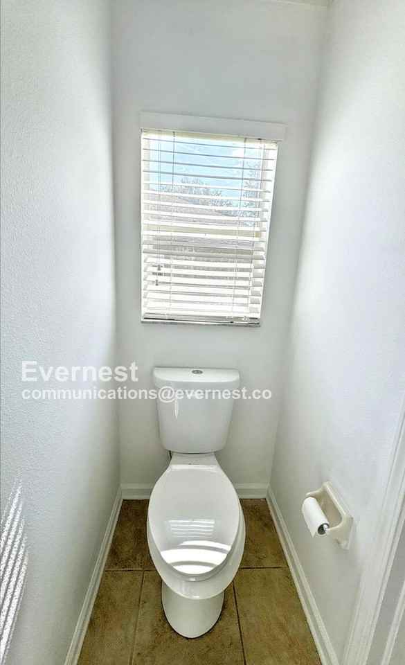 692 Sea Holly Dr - Photo 7 of 26