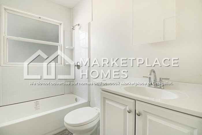 17097 Lincoln Avenue - Photo 7 of 22