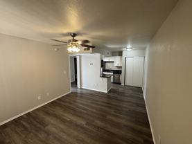 1521 W Denton Ln #105 - Photo 1 of 1