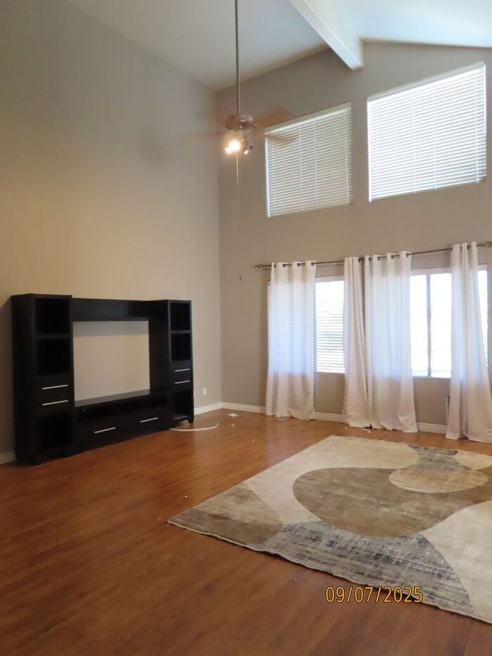 1284 North Conner Avenue - Photo 6 of 30