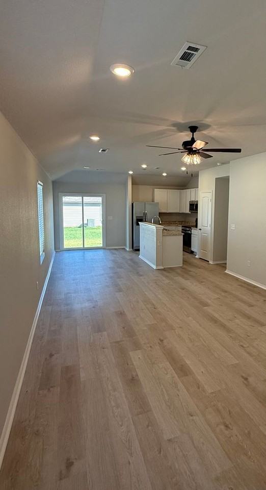 10205 Marilyn Dr - Photo 6 of 15