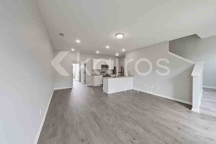 151 Dudley Way Sw - Photo 4 of 26