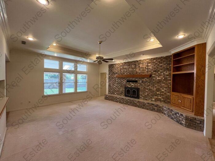 203 Sandzen Dr - Photo 7 of 30