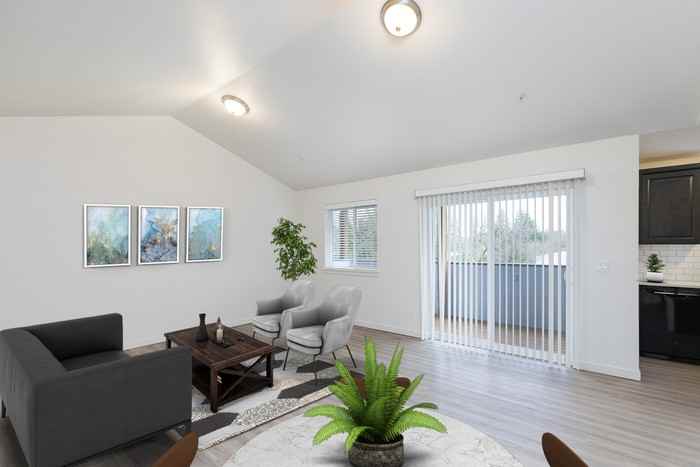 108 N Trade St #203 - Photo 3 of 21