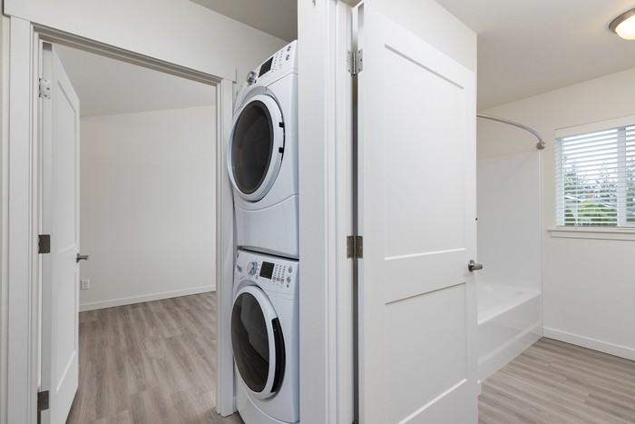 108 N Trade St #304 - Photo 6 of 11