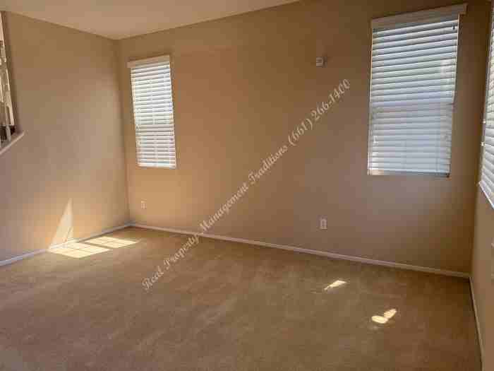 39294 Butler St - Photo 2 of 38