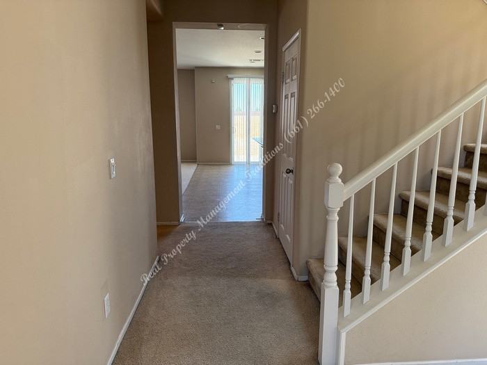 39294 Butler St - Photo 5 of 38