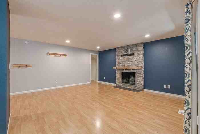 20109 Sw 71st Ave - Photo 6 of 33