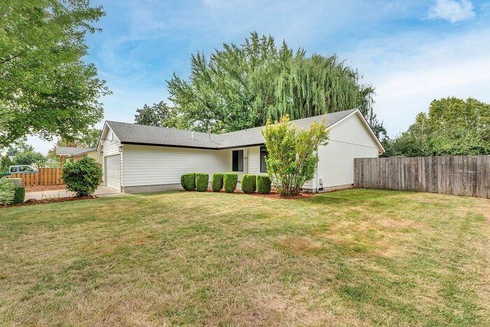 947 S 2nd Ave - Photo 2 of 29