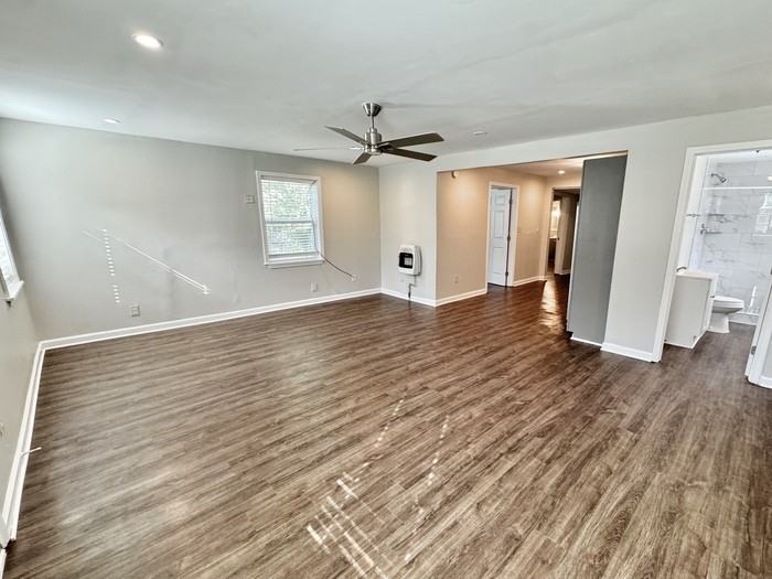 324 Harrell St - Photo 5 of 19