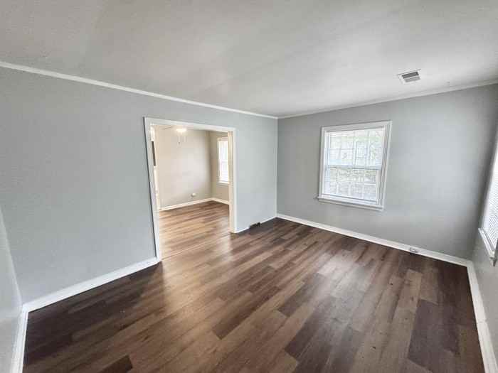 3350 Hardin Ave - Photo 6 of 24