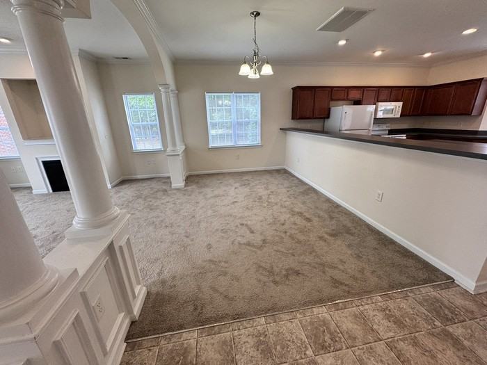 214 Molly Court - Photo 3 of 17