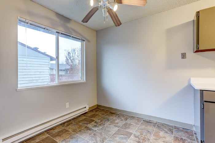 2637 Southeast 162nd Avenue - Photo 4 of 15