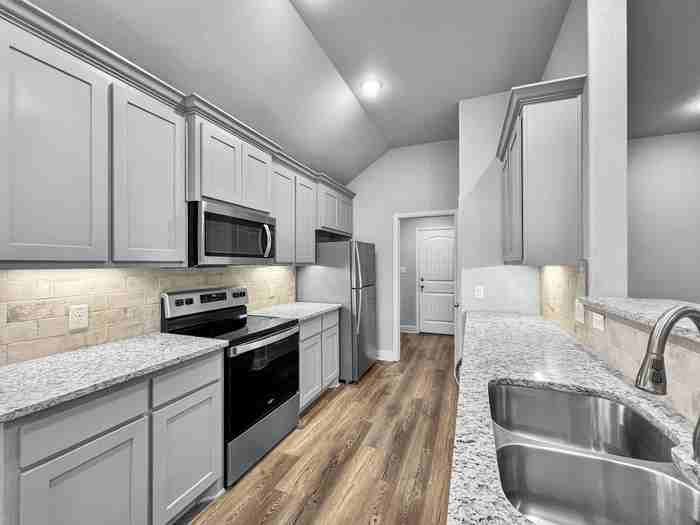 2812 Orchid Drive - Photo 4 of 22