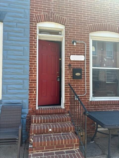 400 N Bradford St - Photo 2 of 18