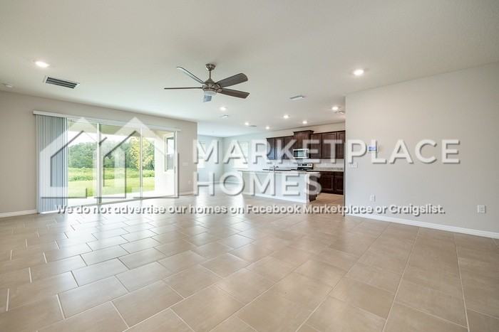 10913 Laxer Cay Loop - Photo 6 of 29