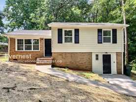 2815 Crescent Ln - Photo 1 of 1