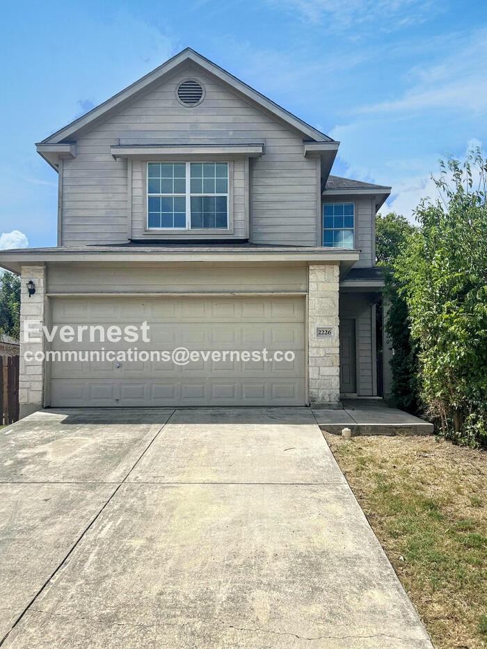 2226 Hidden Mdw - Photo 2 of 24