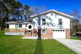 4975 Manor Dr - Photo 1 of 1