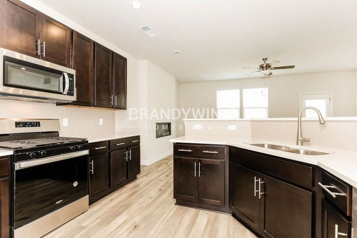 4515 Hoboken Way - Photo 7 of 20