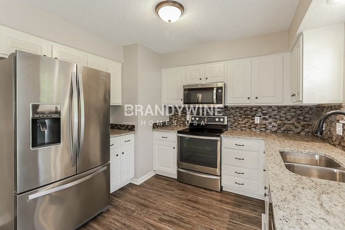 1308 Rose St - Photo 5 of 20