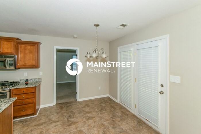 601 Meriweather Drive - Photo 4 of 16