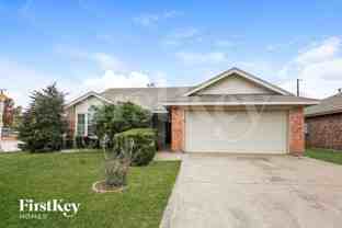 901 Meadow Cir N - Photo 1 of 1