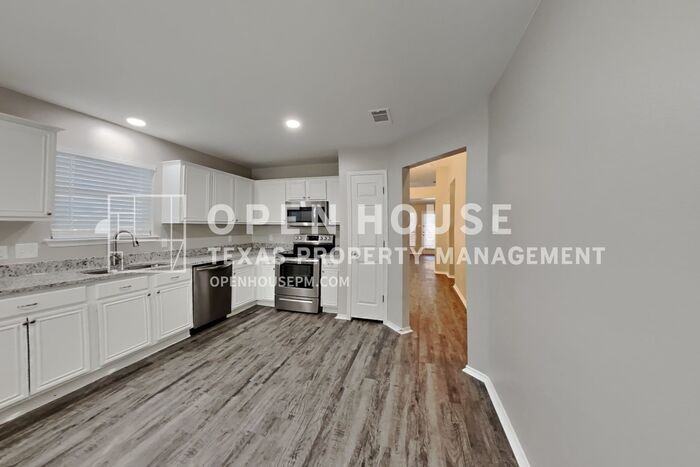 314 S Chestnut St - Photo 6 of 20