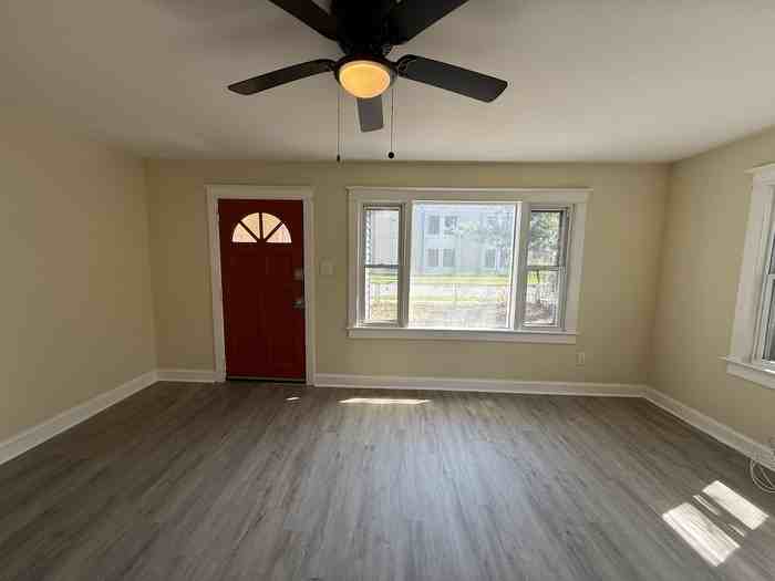 428 3rd Avenue - Photo 4 of 29