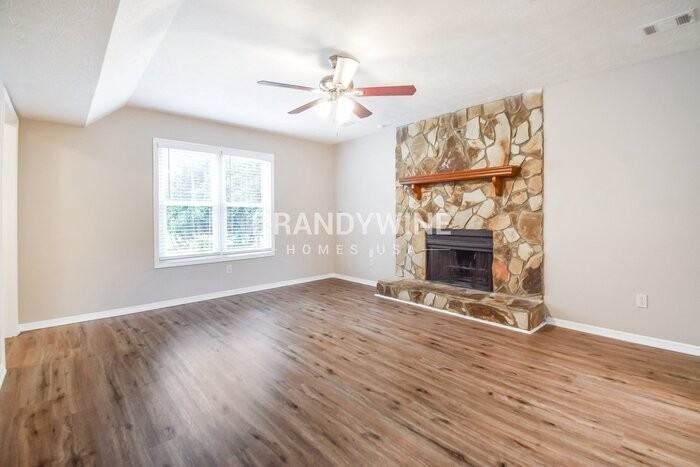 5359 Kemper Pl - Photo 3 of 22