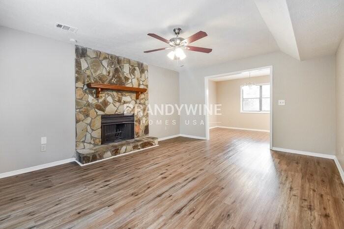 5359 Kemper Pl - Photo 4 of 22