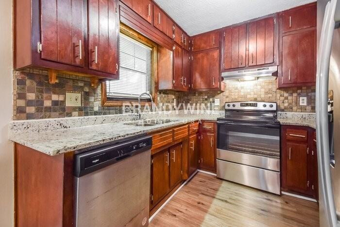 5359 Kemper Pl - Photo 7 of 22