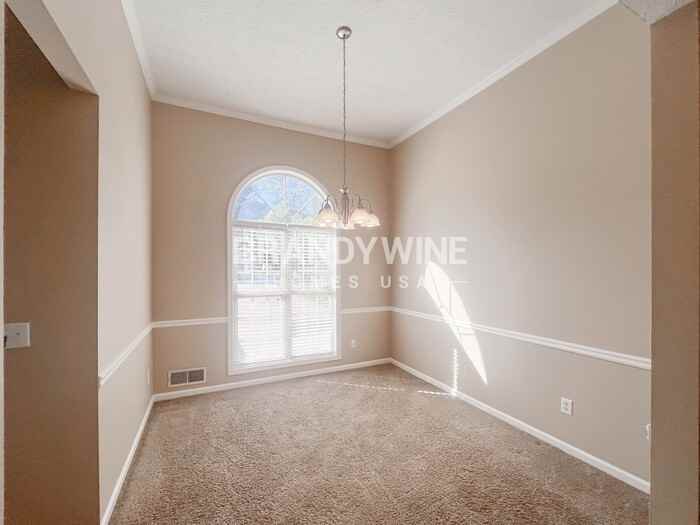 45 Lydia Ct - Photo 6 of 32