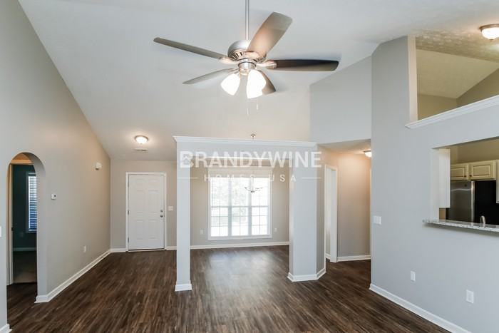 152 Ridgecrest Dr - Photo 3 of 20