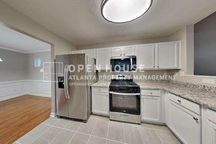 21 Venetian Way - Photo 7 of 21