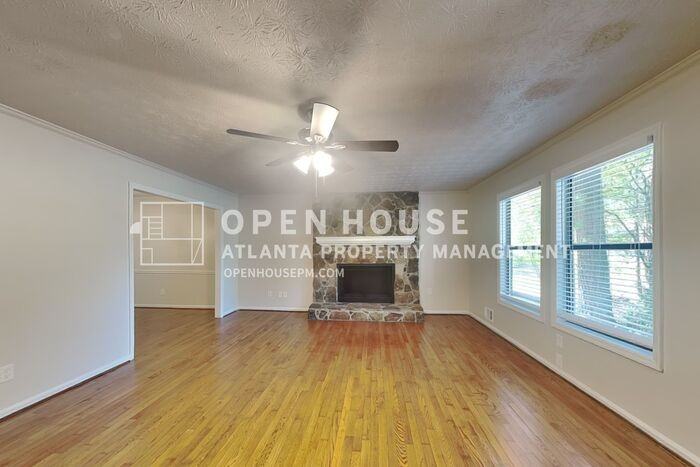 4027 Evelyn Dr - Photo 6 of 25