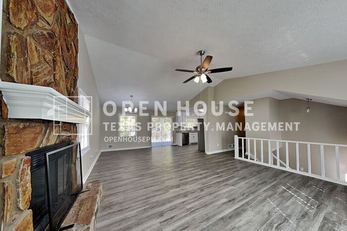 166 Kelly Court - Photo 5 of 21