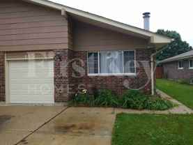 185 Paramount Dr - Photo 1 of 1