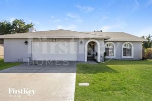 featured image of 2413 W Estrella Dr