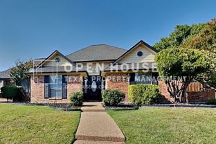 1521 Geneva Ln - Photo 1 of 1