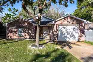 1215 S Oak Cliff Blvd - Photo 1 of 1