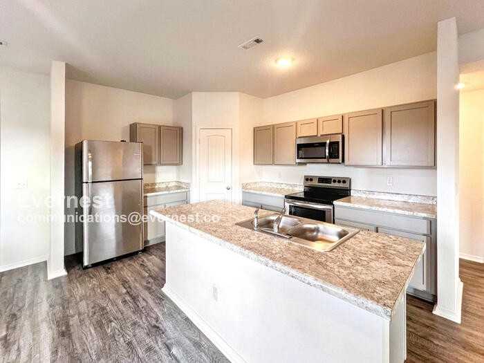 5125 Red Fox Trl - Photo 3 of 21