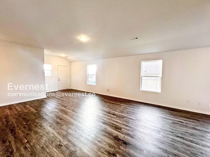 5125 Red Fox Trl - Photo 6 of 21